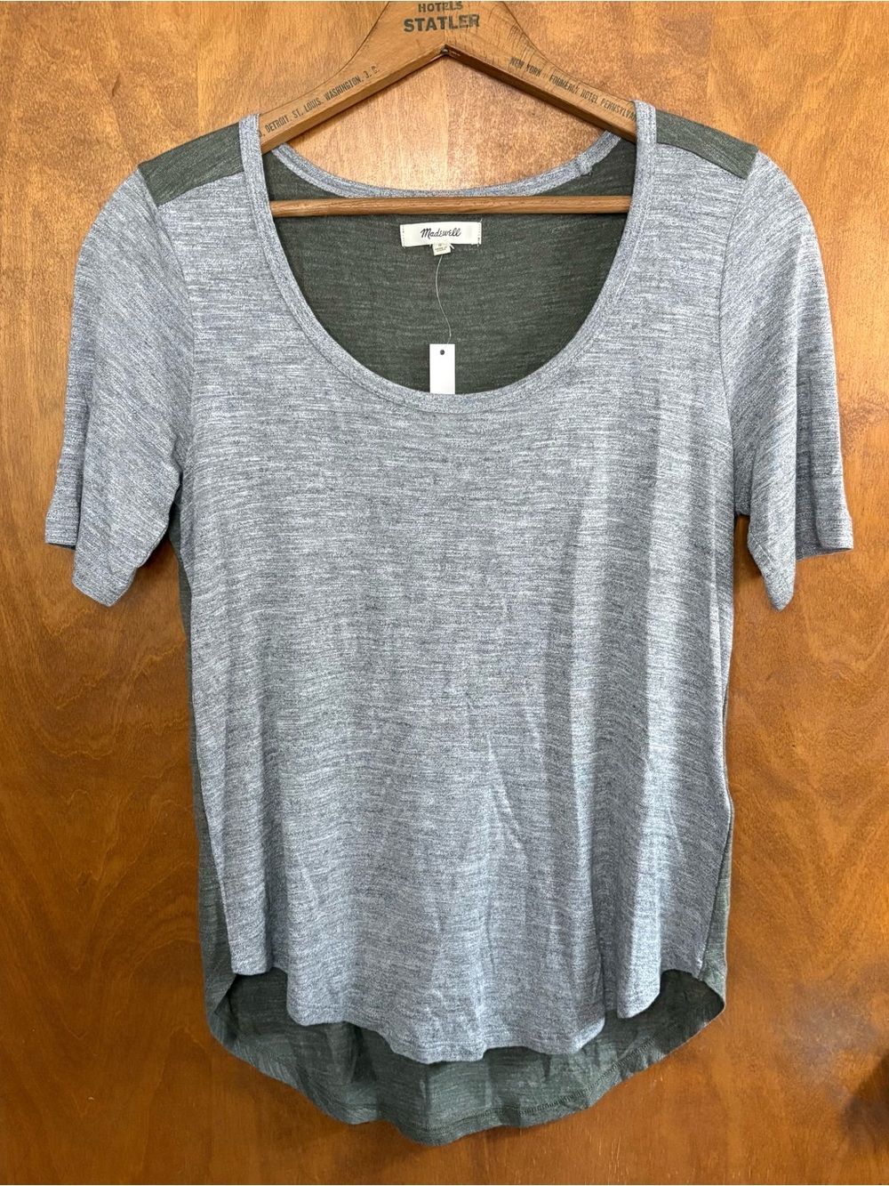 Madewell Gray Olive Green Anthem Scoop T-Shirt NWT Small Colorblock Tee Boho Mod